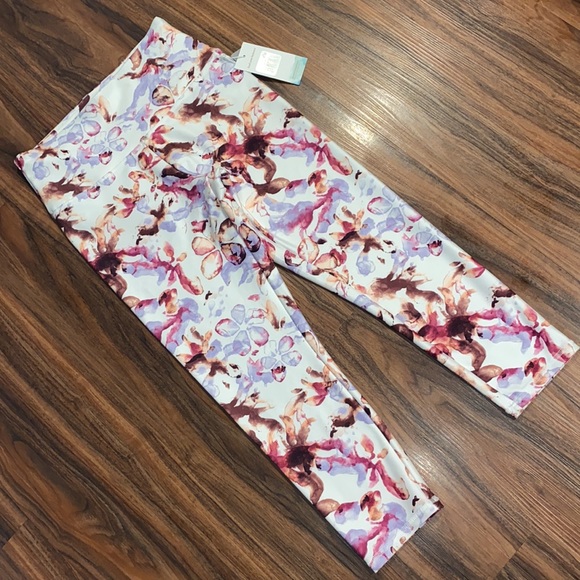 Balance Collection High Waist Mid Calf Legging - Picture 7 of 10